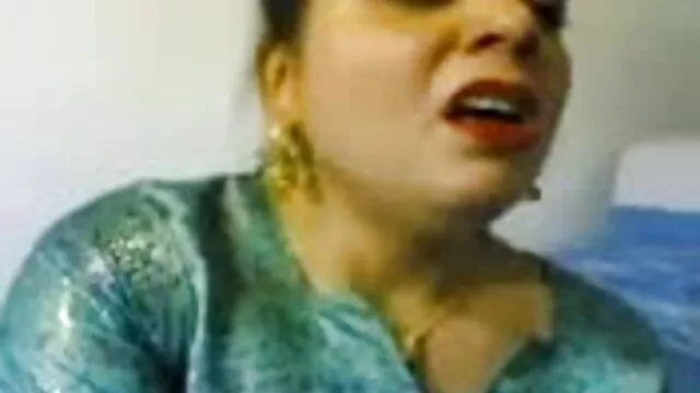 Lizzie Tucker પ્રક્રિયા એક બાલ્ડ વ્યક્તિ ગાંડ વીડીયો સેકસી બીપી