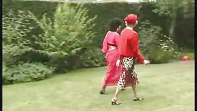 Fucked વીડીયો સેકસી બીપી Mandy મનન કરવું પર ઉનાળામાં ટેરેસ