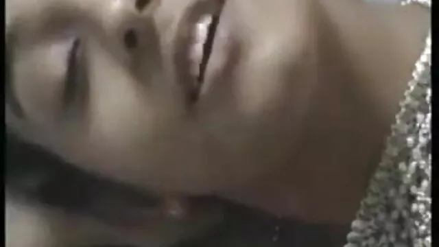બે ડોલ્સ માટે એક સભ્ય સેકસી પીચર વીડીયો