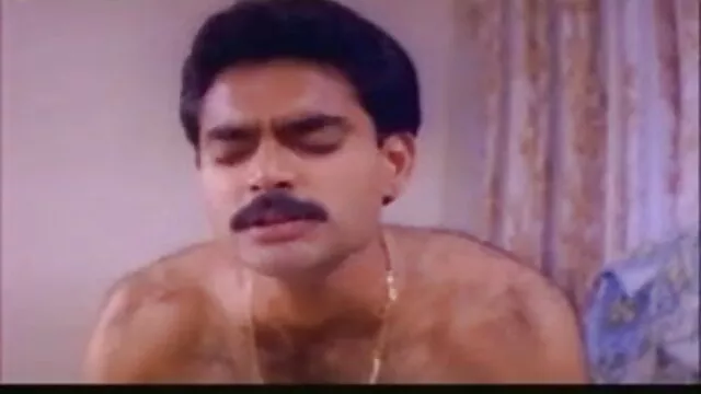 Stroking બીચ પર બીપી સેકસી વીડીયો પિચર પતિત