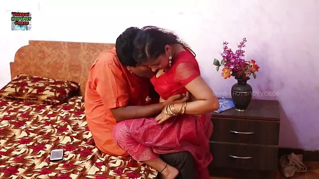 બે વખત વિચાર્યા ત્રીપલ એક્સ સેકસી બીપી વીડીયો વિના-આપી