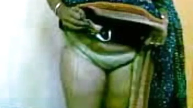 તોફાની સેક્સ માં કાર સેકસી ફીલમ વીડીયો