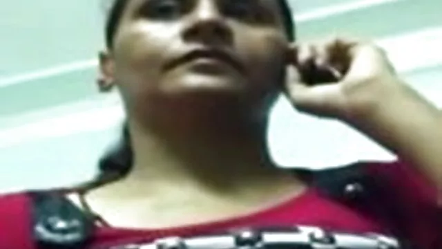 Michelle ક્વિન આપી એક માણસ માટે એક ફરતા બીપી વીડીયો સેકસી બીપી વીડીયો સેકસી કાર